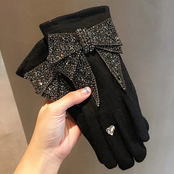 Luxury Winter Women Gloves Thick Plush Wool Black Gloves for Women Pearl Flower Bowknot Mittens for Elegant Lady Gift for Mom