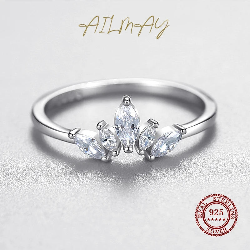 Ailmay Fashion 925 Sterling Silver Simple crown Finger Ring Elegant Clear Zircon Rings For Women Girls Party Accessories Jewelry