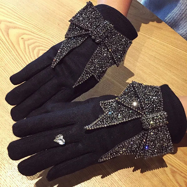 Luxury Winter Women Gloves Thick Plush Wool Black Gloves for Women Pearl Flower Bowknot Mittens for Elegant Lady Gift for Mom