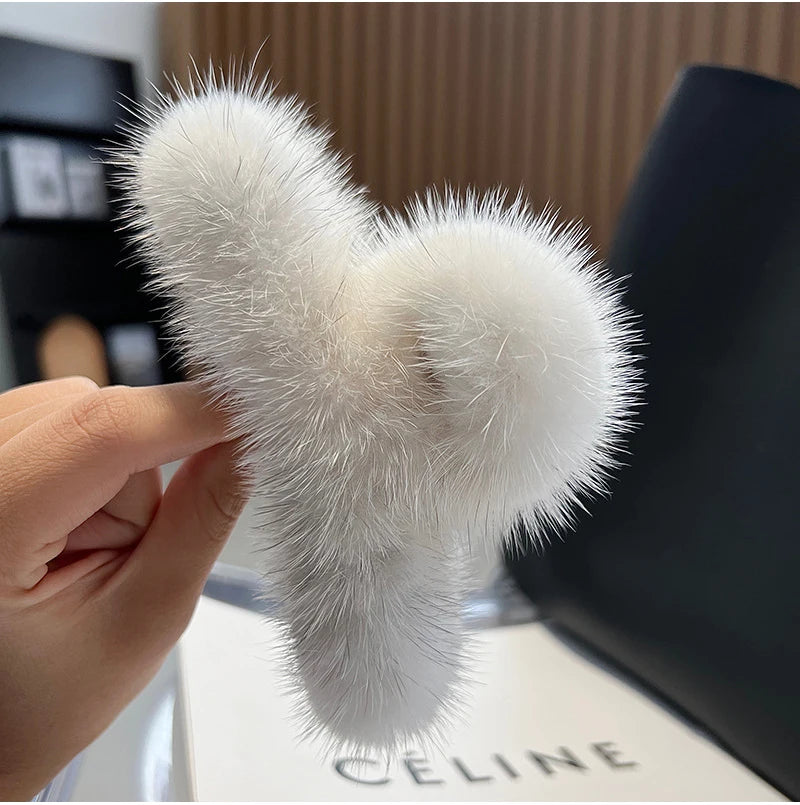 Real Mink Fur Barrettes Winter Fluffy Hair Claw Elegant Acrylic Hairpins Clip Crab Headwear for Women Girls Hair Accessories