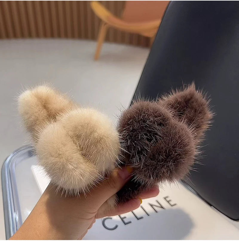 Real Mink Fur Barrettes Winter Fluffy Hair Claw Elegant Acrylic Hairpins Clip Crab Headwear for Women Girls Hair Accessories