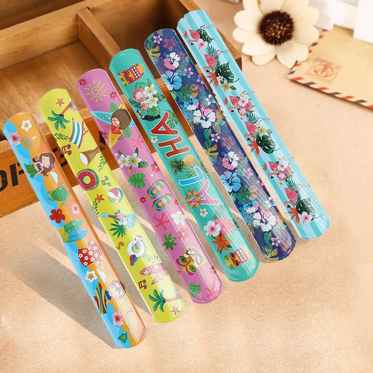 12pcs Hawaii PVC Slap Bracelet Hawaiian Party Decorations Hawaii Tropical Party ALOHA Summer Beach Flamingo Birthday Party Decor