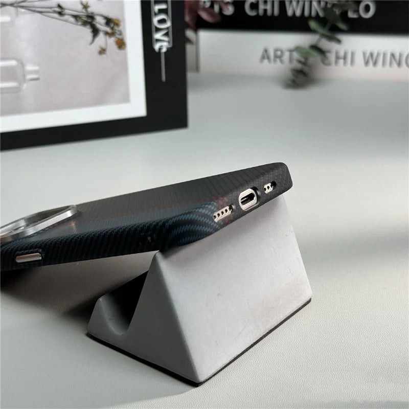 Geometric Carbon Fiber texture 3D Relief Magsafe case for iphone 13 15 14 pro 12pro 16 Pro Max Wireless Charging hard Case cover