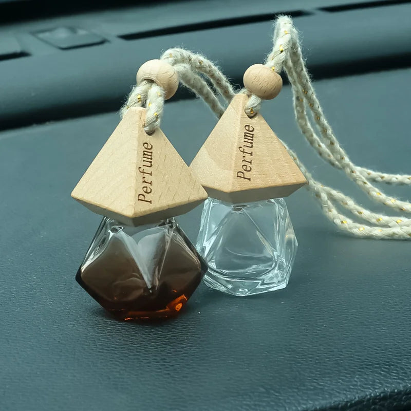 Auto Aromatherapy Fragrance Pendent Bottle Perfume Diffuser Automotive Decoration Car Hanging Glass Bottle Empty Perfume