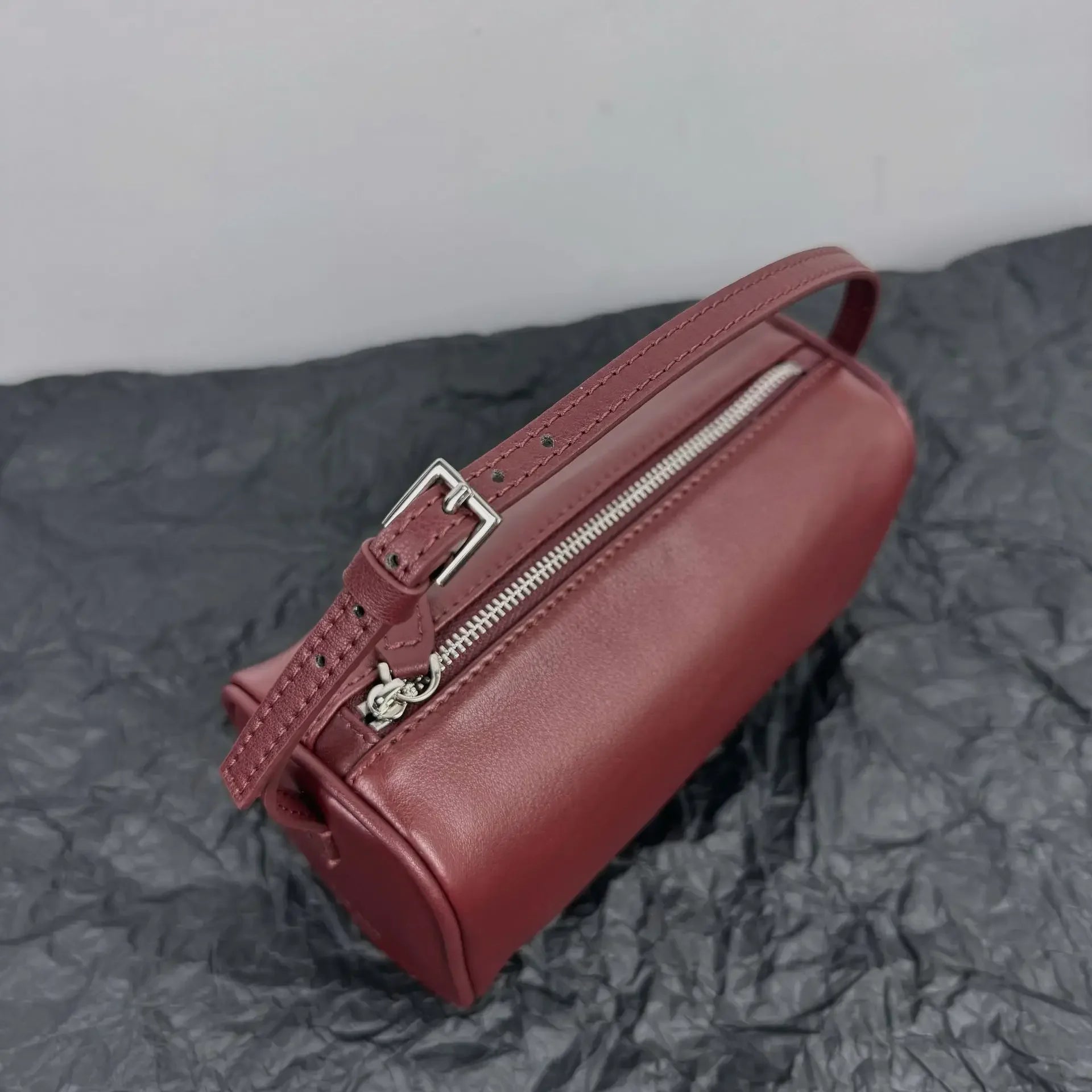 2024 Trend Fashion Design Elegant Leather Pen Holder Bag Suede Leather Underarm Cowhide Small Square Bag Soft Handbag for Women