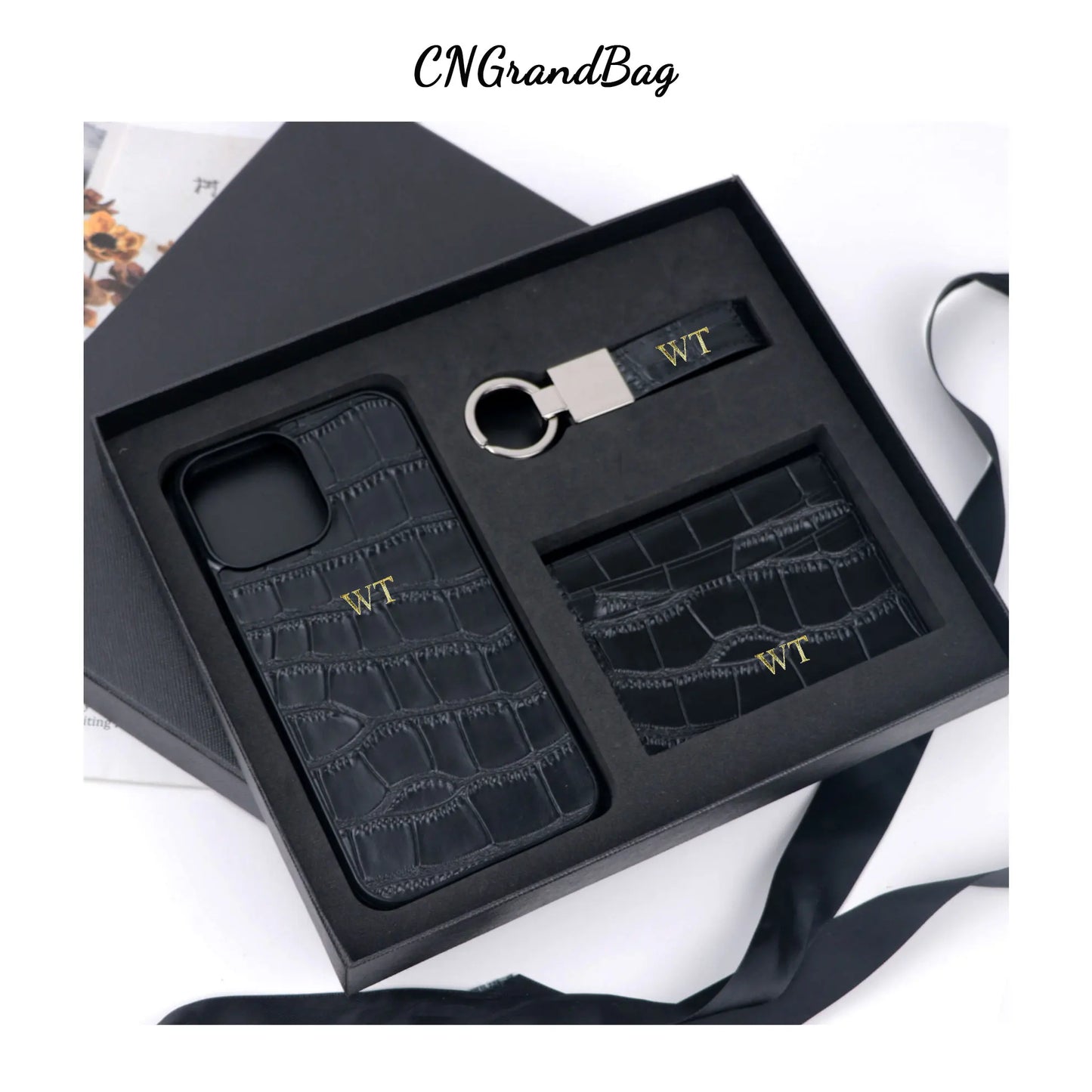 Customized Initials Gift Set Crocodile Pattern Leather Phone Case For iPhone Keychain Card Holder Gift Box Set Business Gift Set