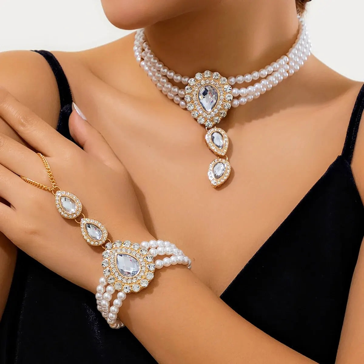 2Pcs Elegant Multilayer Imitation Pearl Chain Necklace Bracelet for Women Luxury Bridal Rhinestone Jewelry Set Wed Accessories