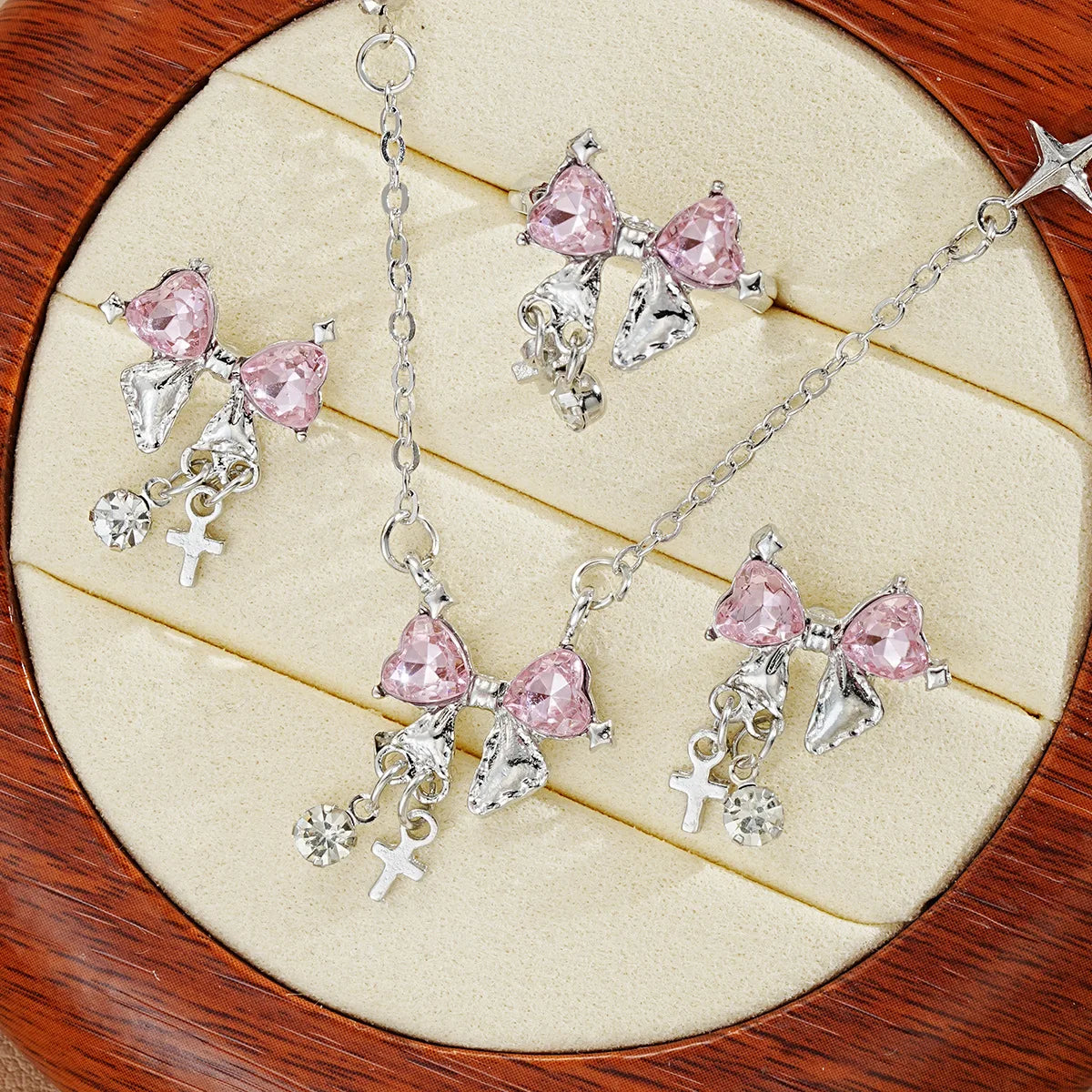 2024 Fashion Sweet Zircon Bow Necklace Earrings Rings Set Three Pieces Silver Color Elegent Luxury Y2K Jewelry Set Party Gifts ﻿