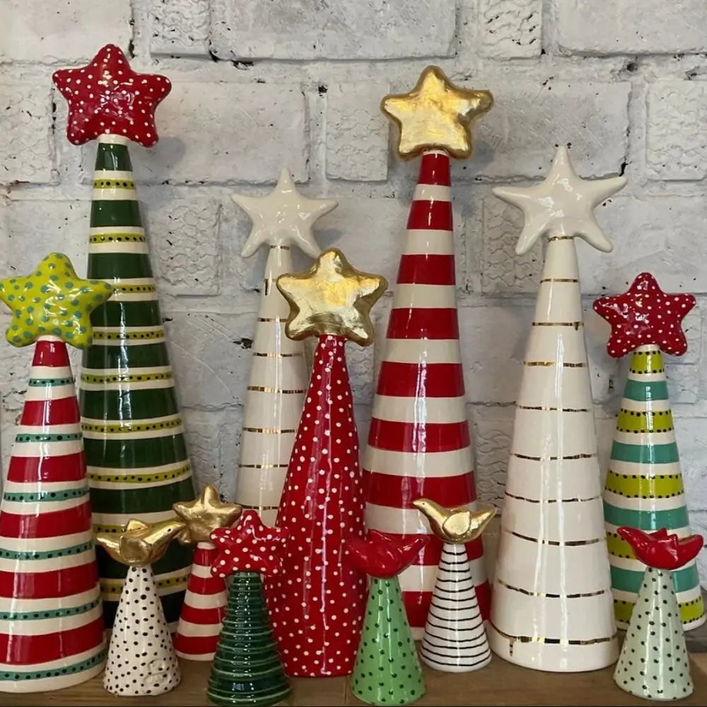 Christmas Tree Sculptures Ornaments Resin Christmas Tree Decoration Party Beautiful and Unique Gift