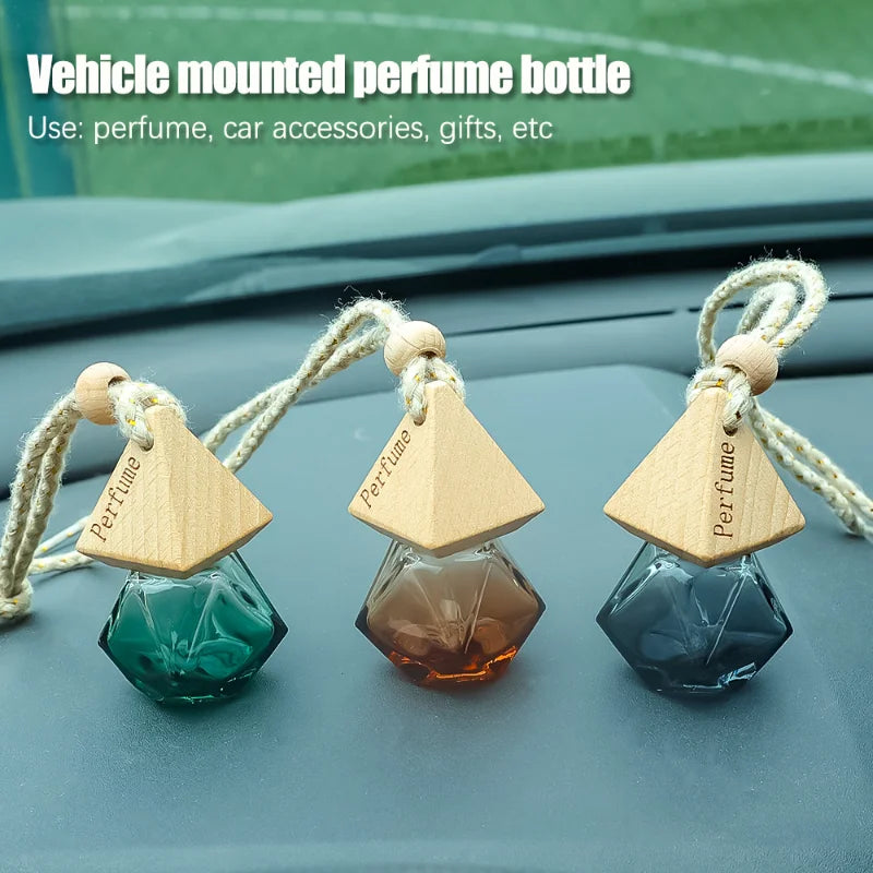 Auto Aromatherapy Fragrance Pendent Bottle Perfume Diffuser Automotive Decoration Car Hanging Glass Bottle Empty Perfume