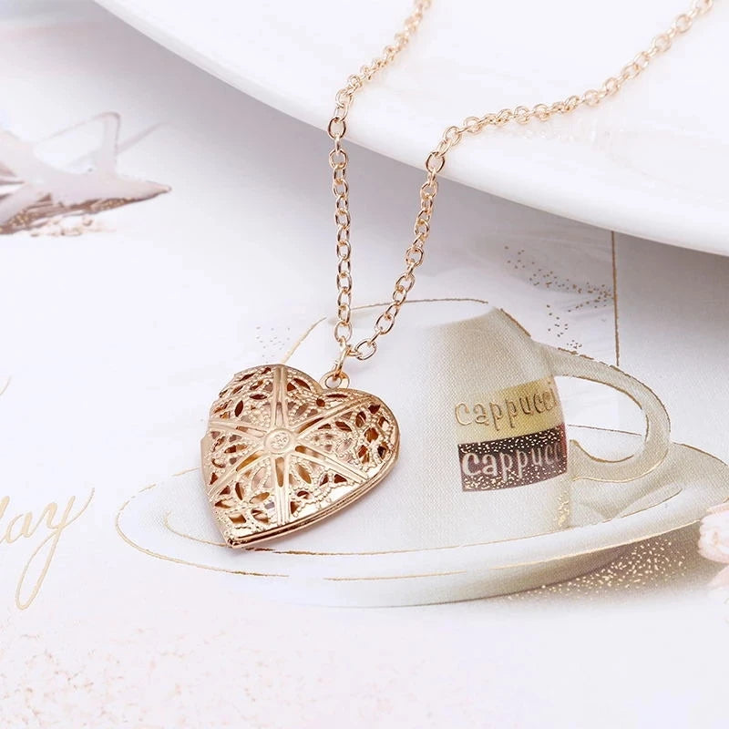 Bulbusbow Hollow Engraved Sweet Peach Heart Love Chain Necklace – Personalized Opening & Closing Heart Shaped Photo Box Pendant for Women | Perfect Love Gift 2024