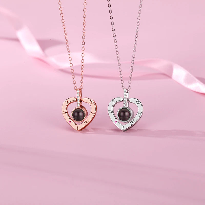 Love Heart Necklace 100 Languages I Love You Projection Pendant Jewelry For Mom Girlfriend Birthday Christmas Romantic Gifts