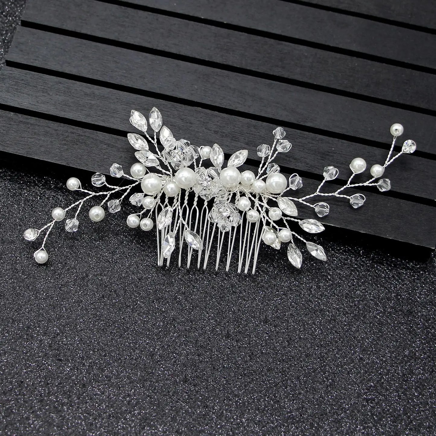 Bulbusbow's Handmade Pearl Crystal Leaf Tiara Headband, featuring a geometric crystal design adorned with pearls. Perfect bridal hair ornament for weddings and special occasions, crafted with high-quality materials