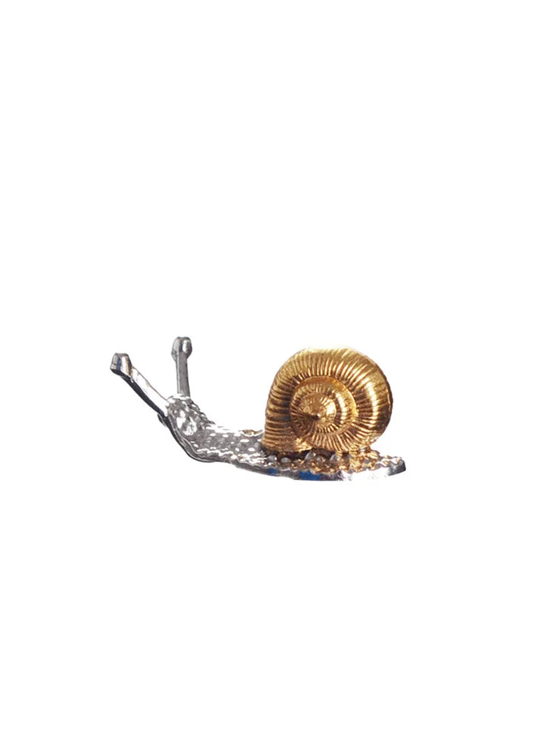 Unique Alloy Snail decor Handmade Metal Incense Holder Crafts Figurines Ornament Room Decor Supplies Home Decoration Accessories