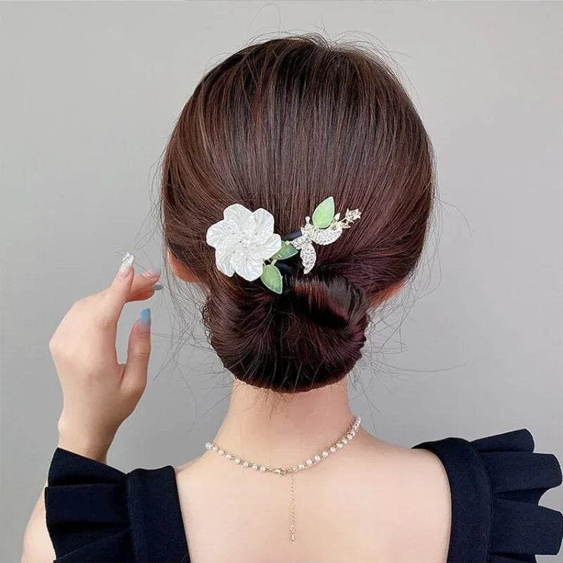 Fashion Butterfly Flower Updo Hair Accessories for Women Retro Luxury Lazy Man Tie Up Hair Stick Headwear Hair Clips for Girls