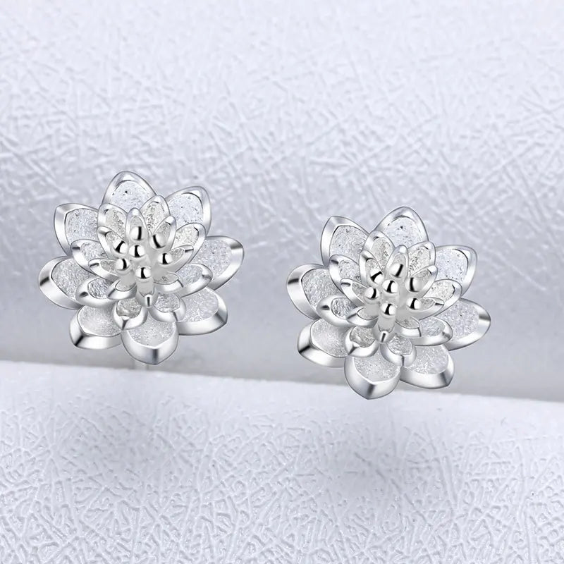 925 Sterling Silver Woman's New Fashion High-quality Jewelry Flower Stud Earrings XY0240