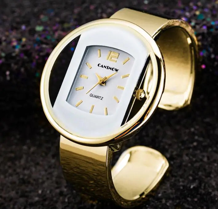 Timeless Elegance Lux Quartz Watch